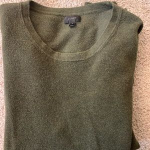Green J crew light sweater/pullover